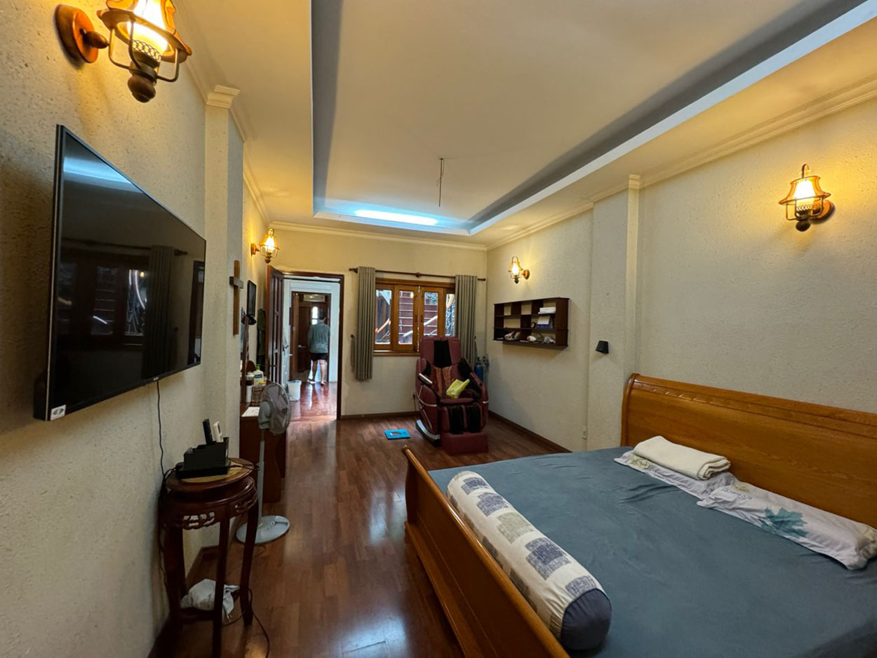 Nhà phố 2 lầu (3,6x19,5) đối diện Công Viên đường Nguyễn Đình Khơi-khu Đệ Nhất K.Sạn,Khu ít nhà bán